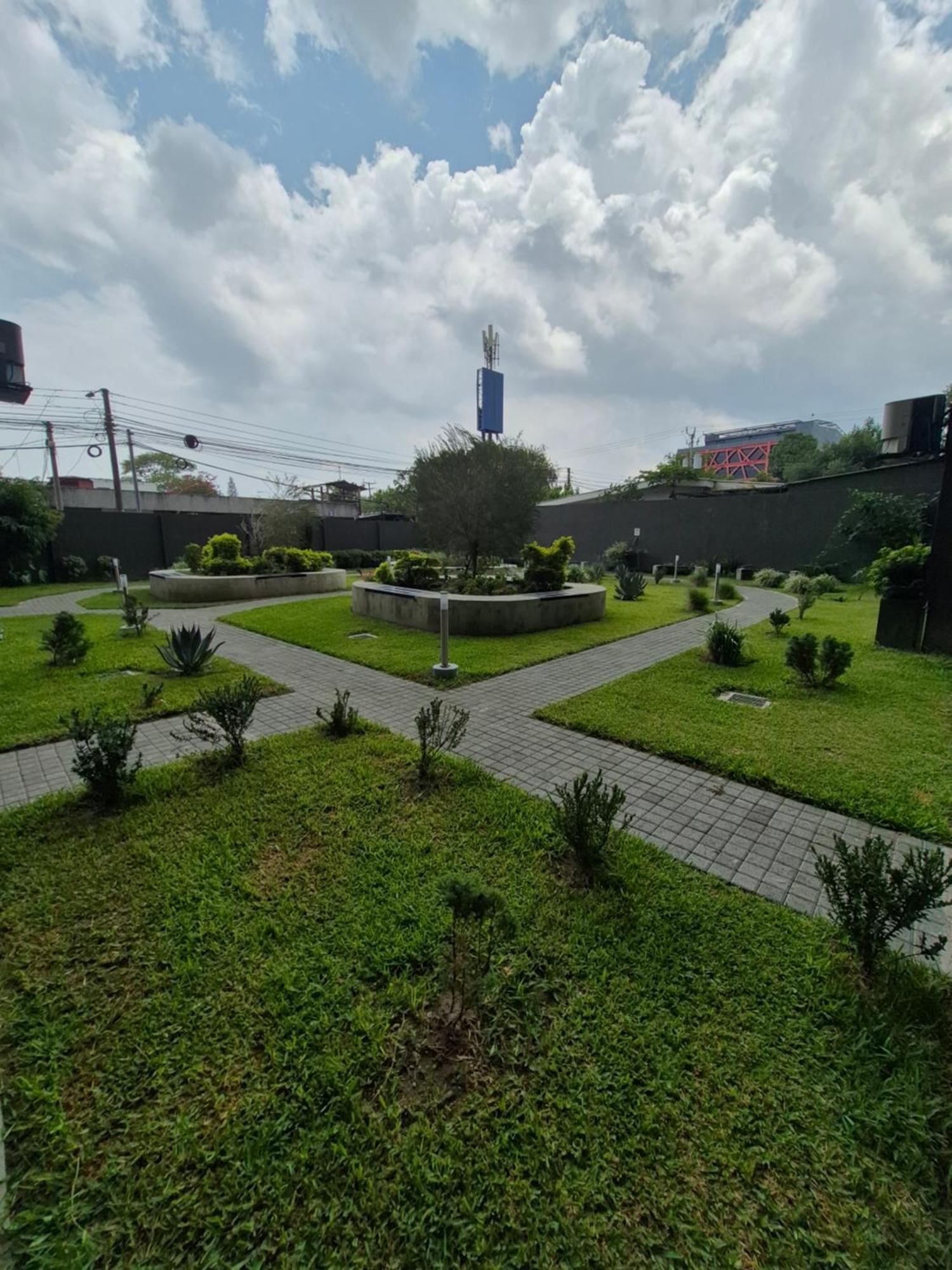 With An Excellent Location In The Of Apartamento *